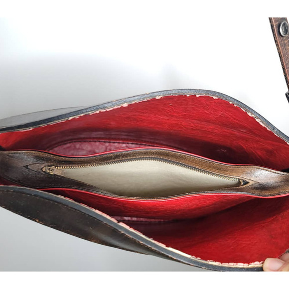 Handmade Leather Ladies handbag circular in shape - Picture 5 of 7